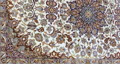 Fine Persian Isfahan Wool Rug 255 x 150 cm ( 8.3 ft by 4.9 ft)