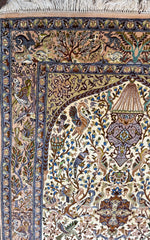 Fine Persian Handmade Isfahan Wool Rug 240 x 150 cm (7.8 x 4.9 ft)