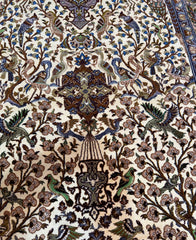 Fine Persian Handmade Isfahan Wool Rug 240 x 150 cm (7.8 x 4.9 ft)