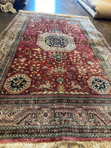Fine Persian QUM/QOM Silk Rug 157 x 100 cm (5.15 x 3.28 ft)