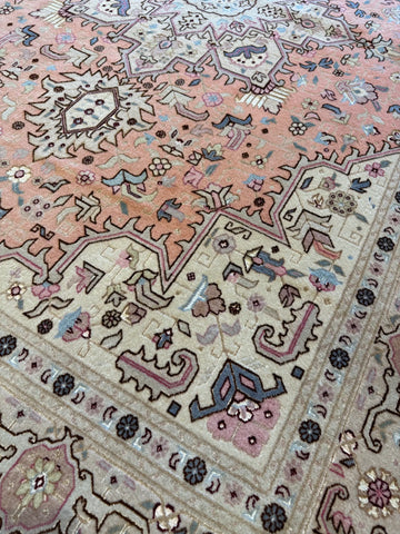 Handmade Persian Tabriz Wool & Silk Rug 200x250cm – Pink & Beige Traditional Oriental Rug