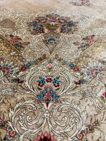 Modern Powerloom Acrylic Rug with Silk Tassels 230x155 cm – Beige & Golden Rug