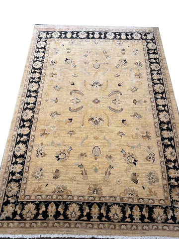 Handmade Ziegler Wool Rug 240x170 cm – Beige & Black Rug