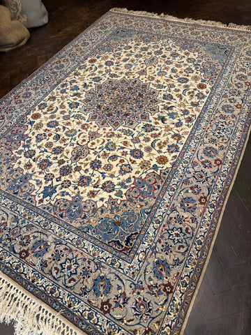 Handmade Isfahan Wool & Silk Rug 235x155 cm – Golden & Blue Rug