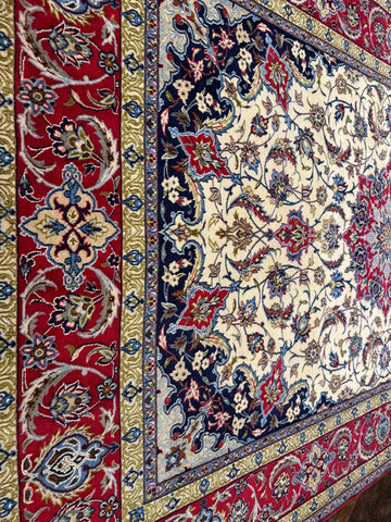 Handmade Isfahan Wool & Silk Rug 235x158 cm – Red & Beige Rug