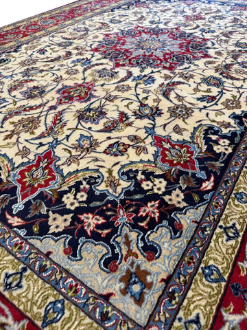 Handmade Isfahan Wool & Silk Rug 235x158 cm – Red & Beige Rug