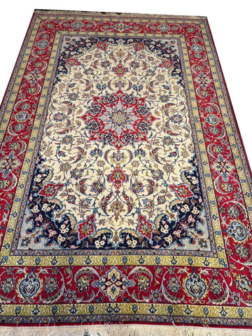 Handmade Isfahan Wool & Silk Rug 235x158 cm – Red & Beige Rug