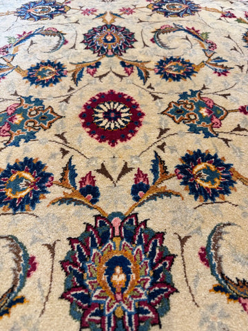 Handmade Antique Persian Kashan Wool & Silk Rug 225x142 cm – Beige & Brown Rug