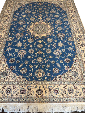 Handmade Nain Wool & Silk Rug 242x167 cm – Beige & Blue Rug