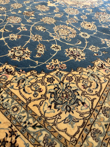 Handmade Nain Wool & Silk Rug 242x167 cm – Beige & Blue Rug