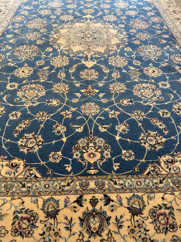 Handmade Nain Wool & Silk Rug 242x167 cm – Beige & Blue Rug