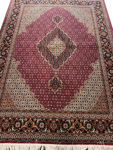 Handmade Fine Persian Tabriz Wool & Silk Rug 210x150 cm – Red & Beige Rug