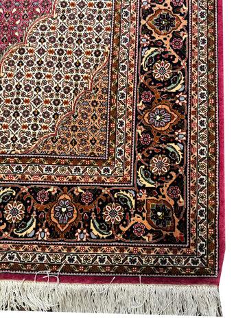 Handmade Fine Persian Tabriz Wool & Silk Rug 210x150 cm – Red & Beige Rug