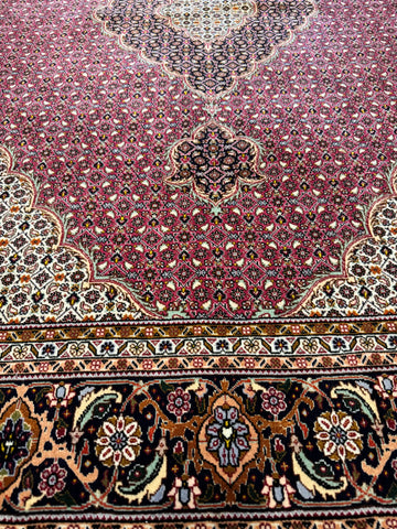 Handmade Fine Persian Tabriz Wool & Silk Rug 210x150 cm – Red & Beige Rug