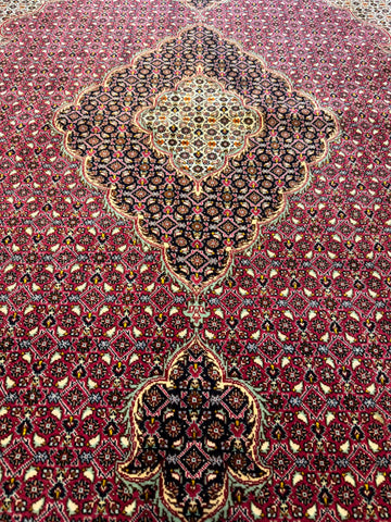 Handmade Fine Persian Tabriz Wool & Silk Rug 210x150 cm – Red & Beige Rug