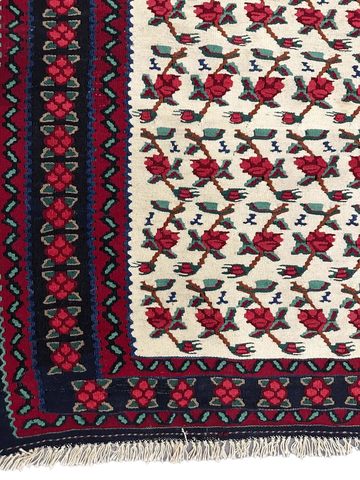 Persian Senneh Handmade Rug 220 x 133 cm (7.22 x 4.36 ft)