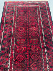 161 x 95 cm Persian Baluch Tribal Hand-Knotted Red Black Colour