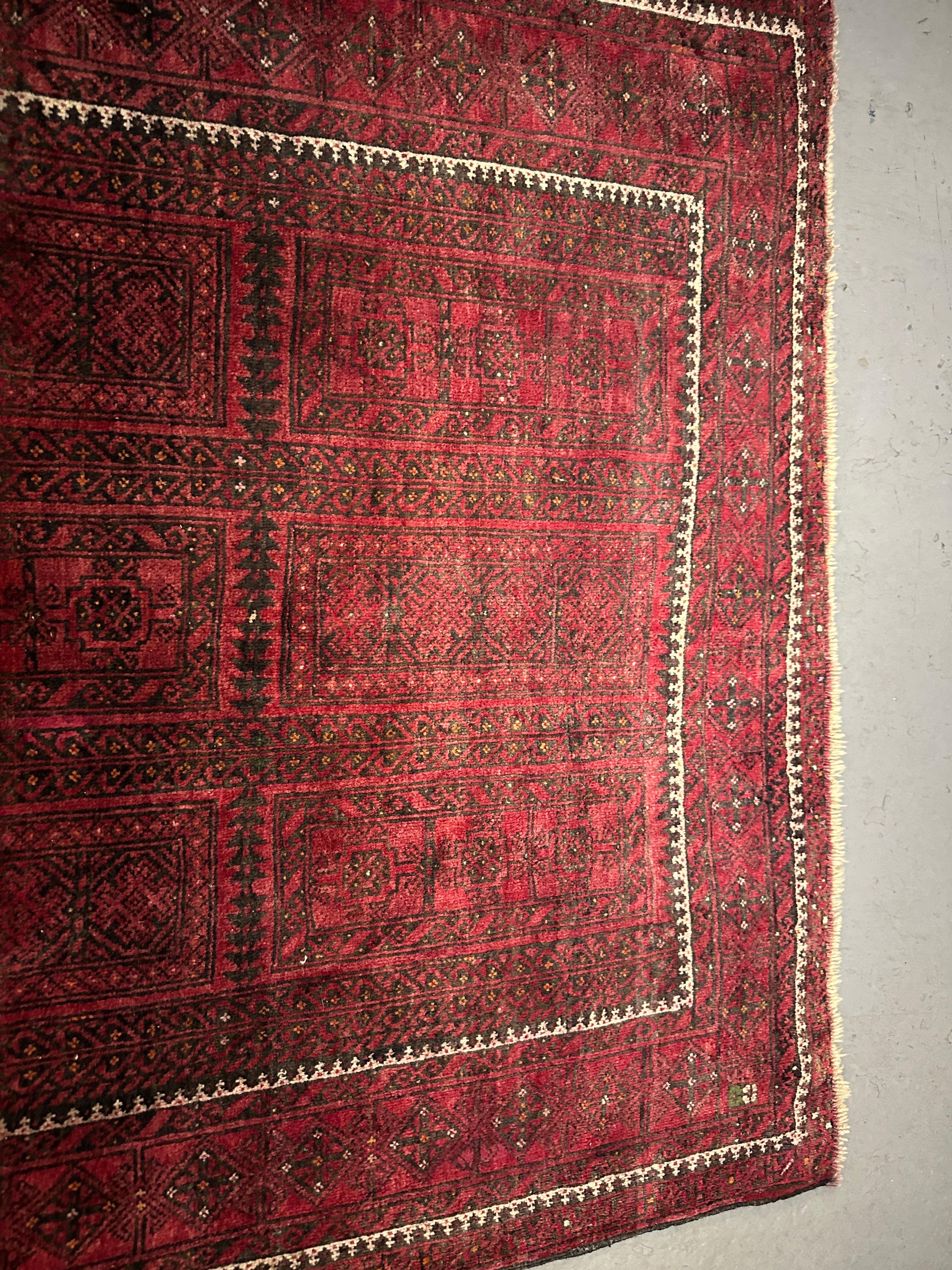 130 x 213 cm Fine Persian Old Baluch Rug Hand-Knotted Red Colour - Rugoutlet