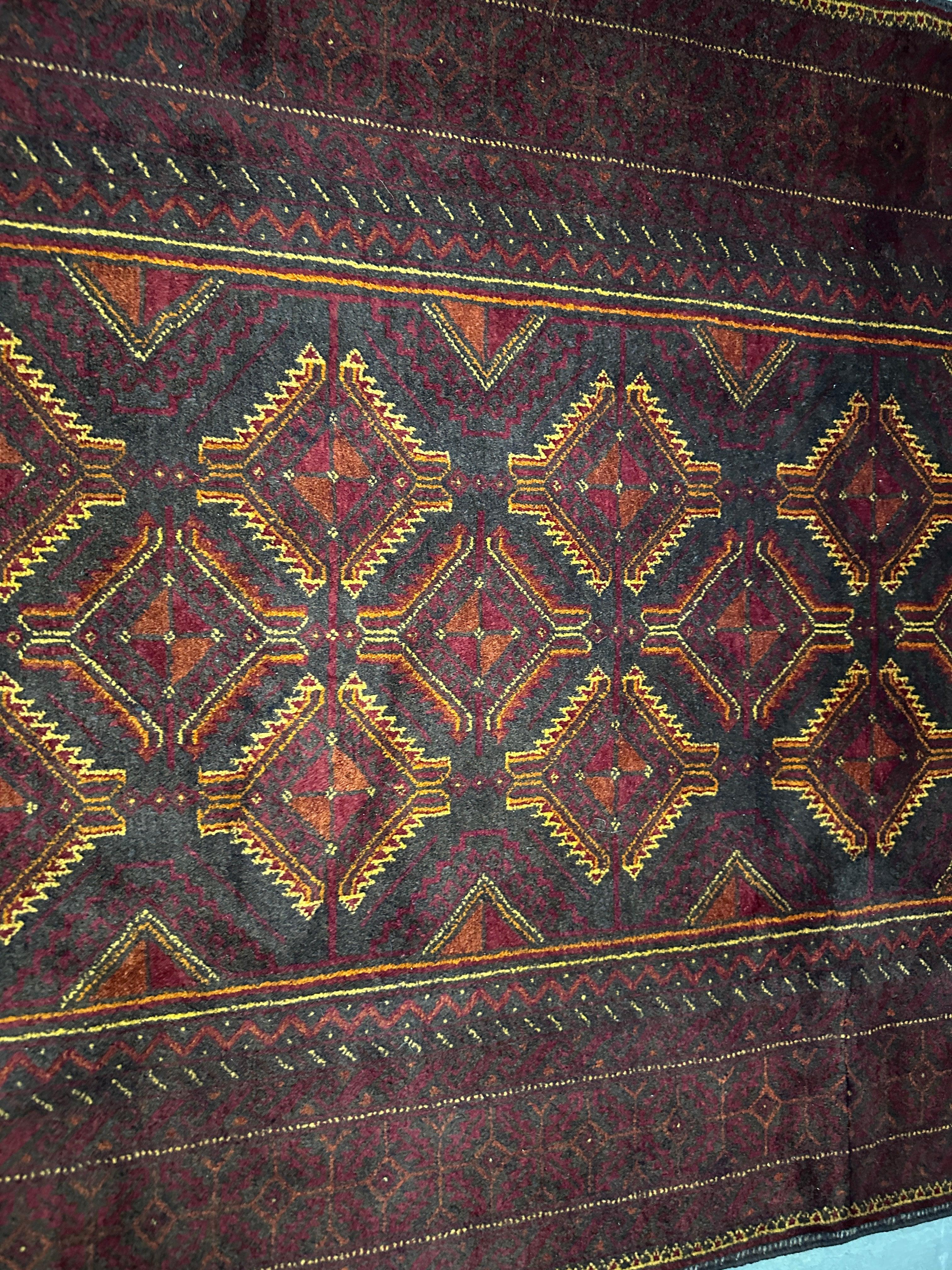 205 x 107 cm Fine Persian Old Baluch Rug Hand-Knotted Red & Beige Colour - Rugoutlet