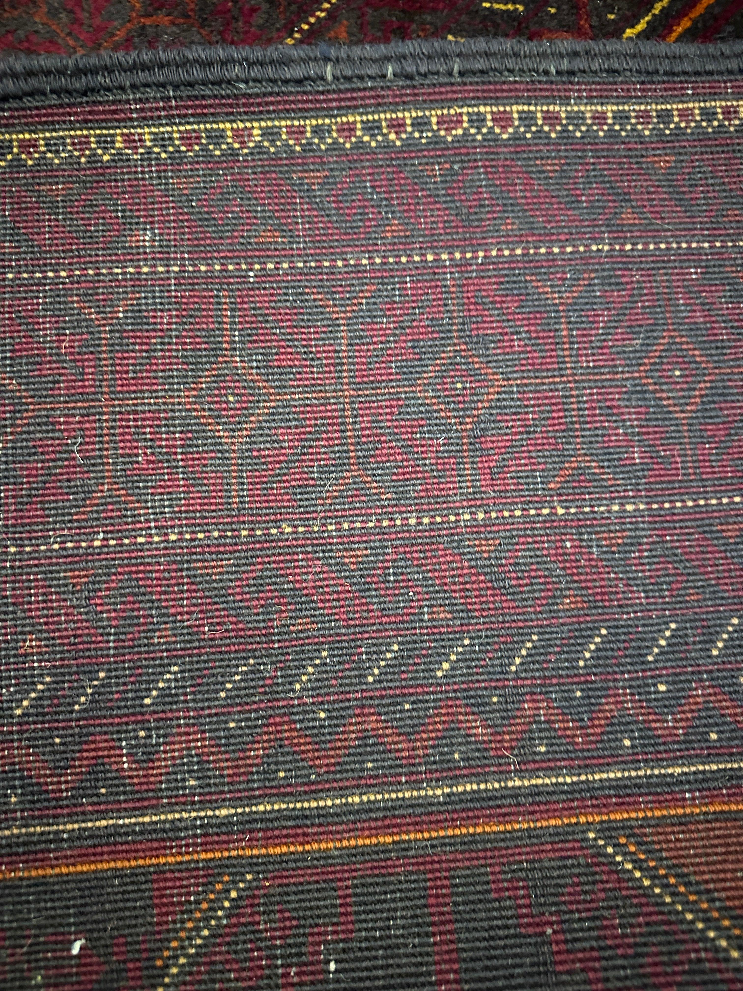 205 x 107 cm Fine Persian Old Baluch Rug Hand-Knotted Red & Beige Colour - Rugoutlet