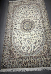 146 x 230 cm Fine Persian Nain Silk & Wool Rug Hand-Knotted Beige & Blue Colour - Rugoutlet