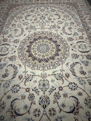 146 x 230 cm Fine Persian Nain Silk & Wool Rug Hand-Knotted Beige & Blue Colour - Rugoutlet