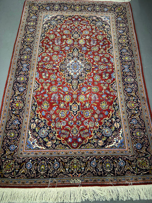 140 x 212 cm Fine Persian Kashan Silk & Wool Signature Rug Hand-Knotted Red & Beige Colour - Rugoutlet