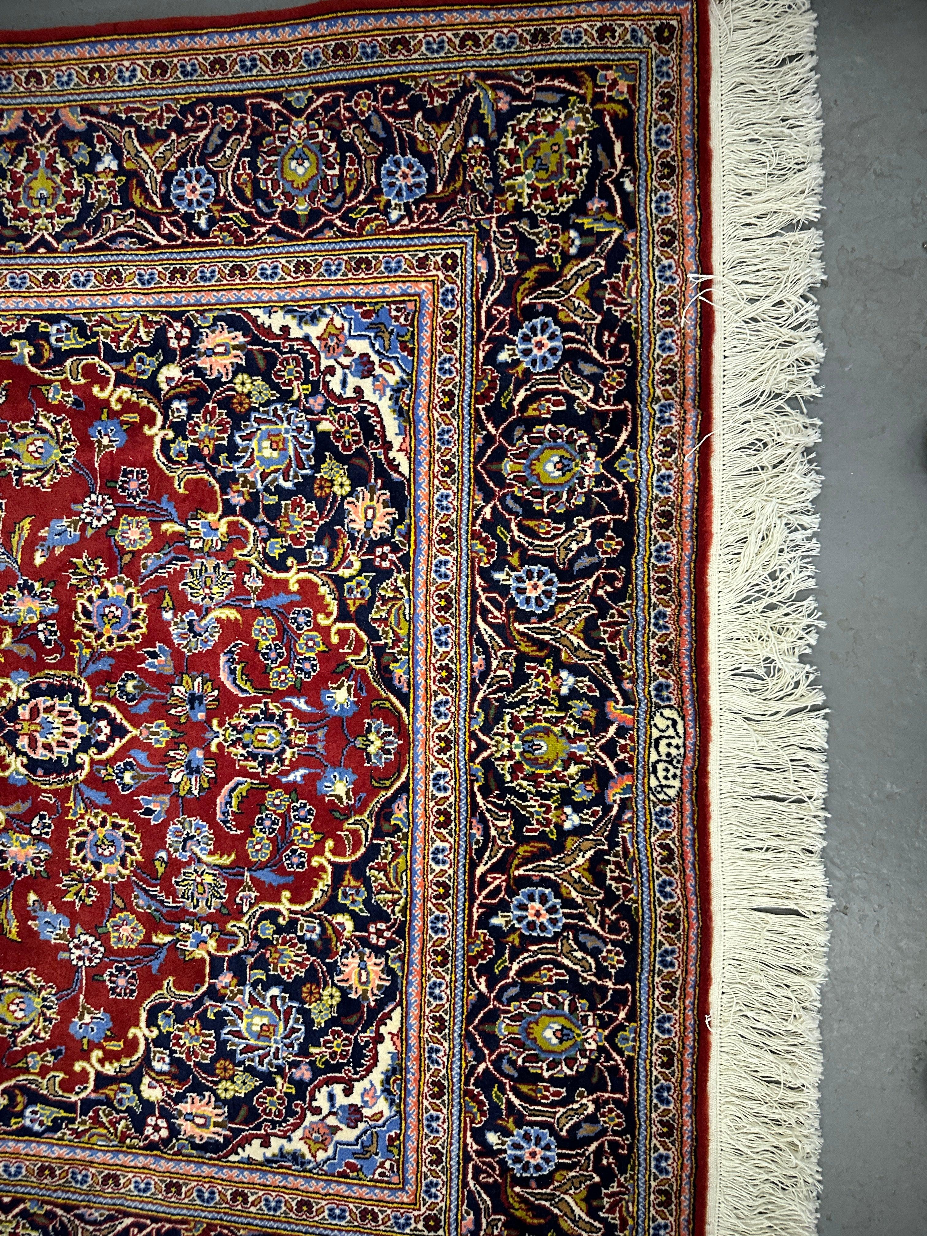 140 x 212 cm Fine Persian Kashan Silk & Wool Signature Rug Hand-Knotted Red & Beige Colour - Rugoutlet