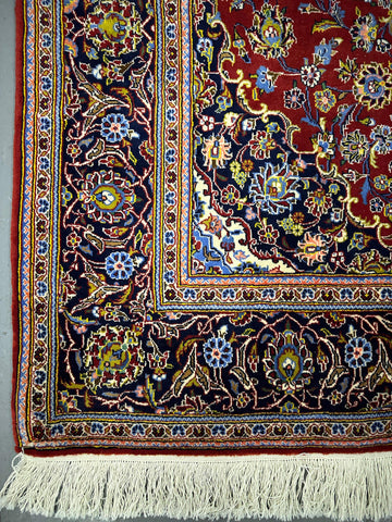 140 x 212 cm Fine Persian Kashan Silk & Wool Signature Rug Hand-Knotted Red & Beige Colour - Rugoutlet