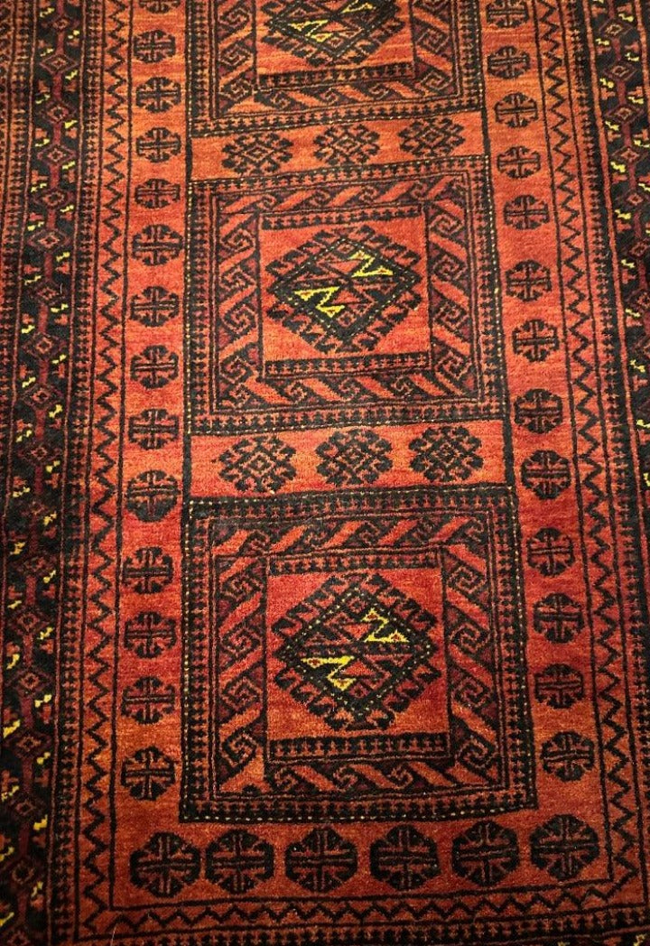 188 x 110 cm Fine Persian Old Baluch Rug Hand-Knotted Red & Black Colour - Rugoutlet