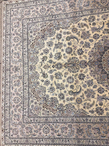 SilkpersianNain-sides