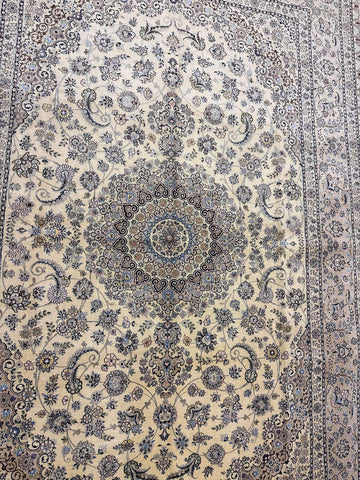 SilkpersianNain-center