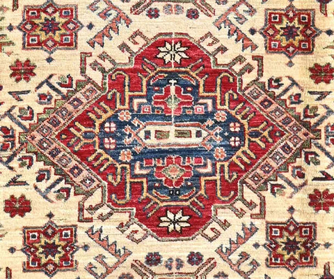 kazak-handmade-wool-rug-center
