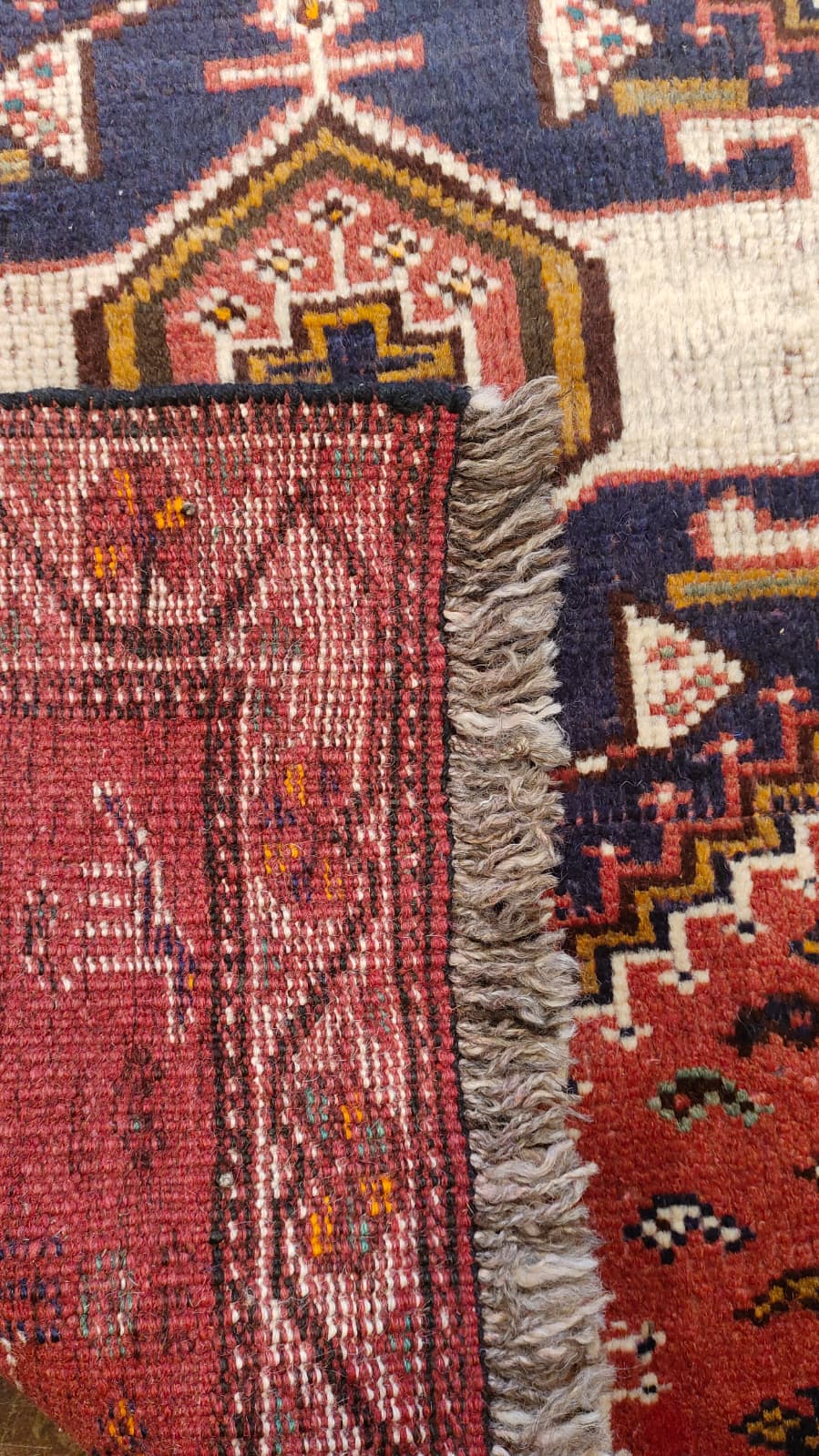 Persian Shiraz Handmade Wool Rug - Red & Beige - 141 x 100 cm