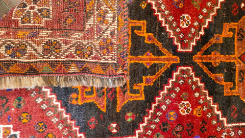 Persian Shiraz Handmade Wool Rug - Red & Black - 120 x 85 cm