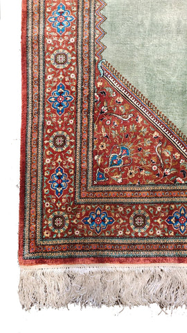 Fine Handmade Persian Silk Qum Rug – 100 × 156 cm