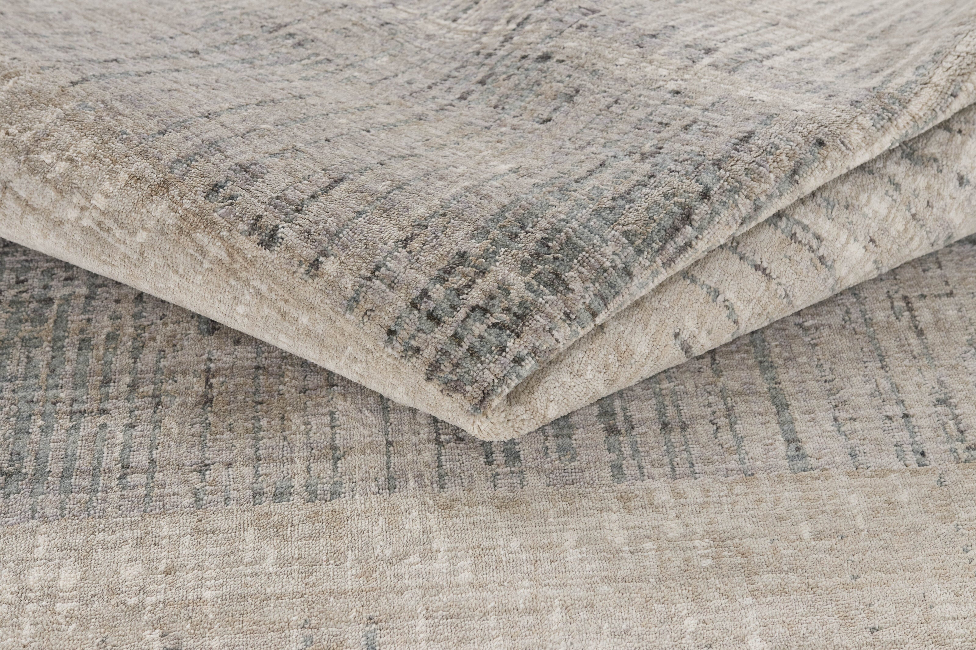 Alba Atelier Design Rug