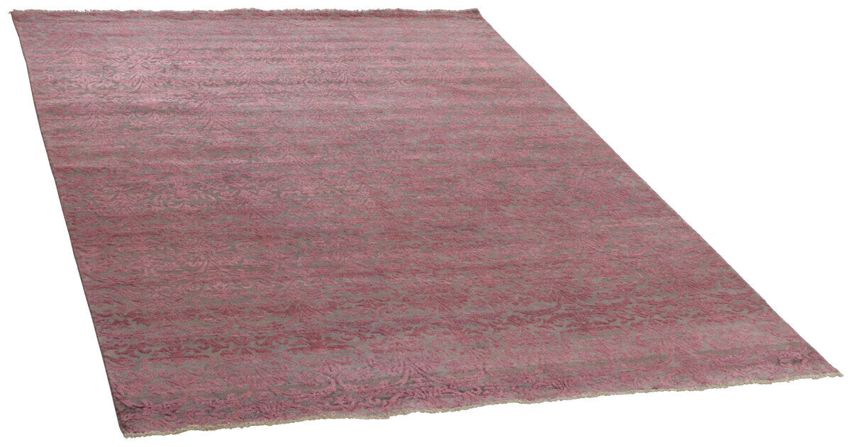 Amber Manor Damask Rug