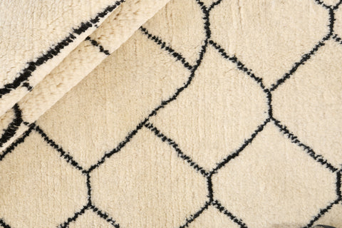 Aster Gallery Textured Rug