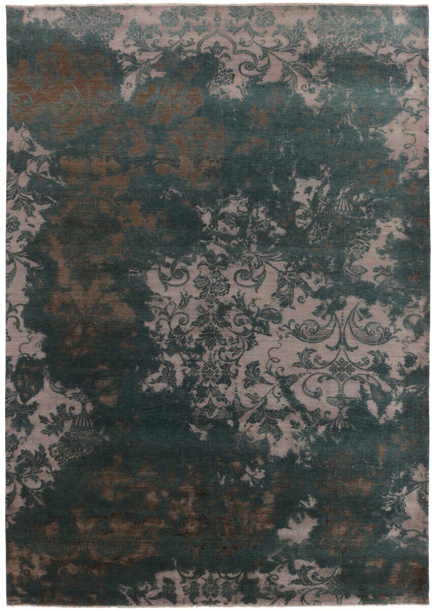 Aster Manor Damask Rug