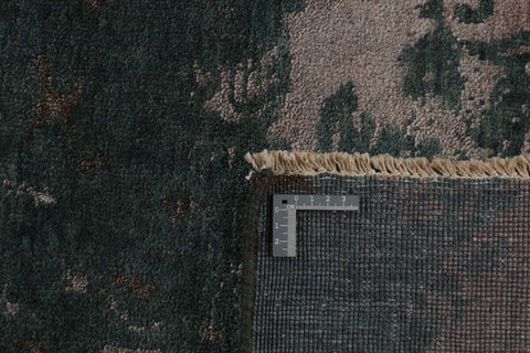 Aster Manor Damask Rug