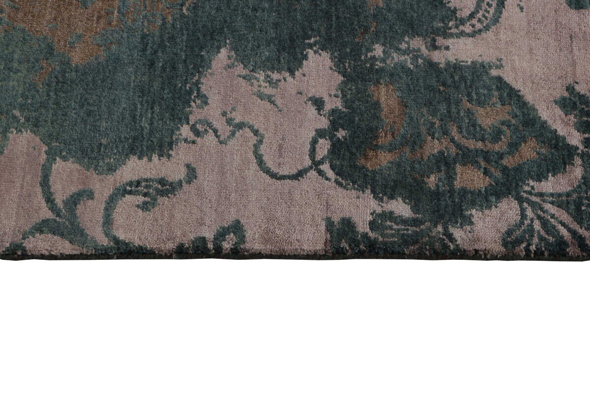 Aster Manor Damask Rug