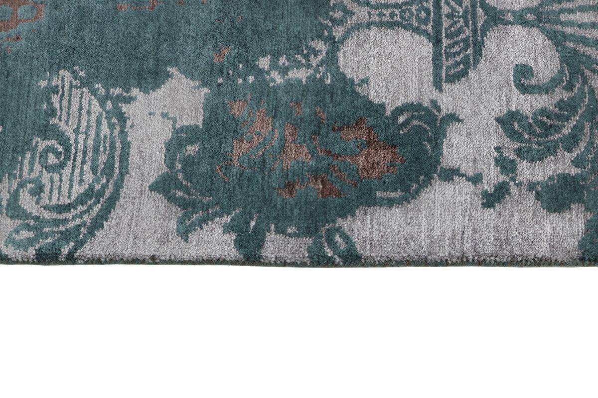 Aster Manor Damask Rug
