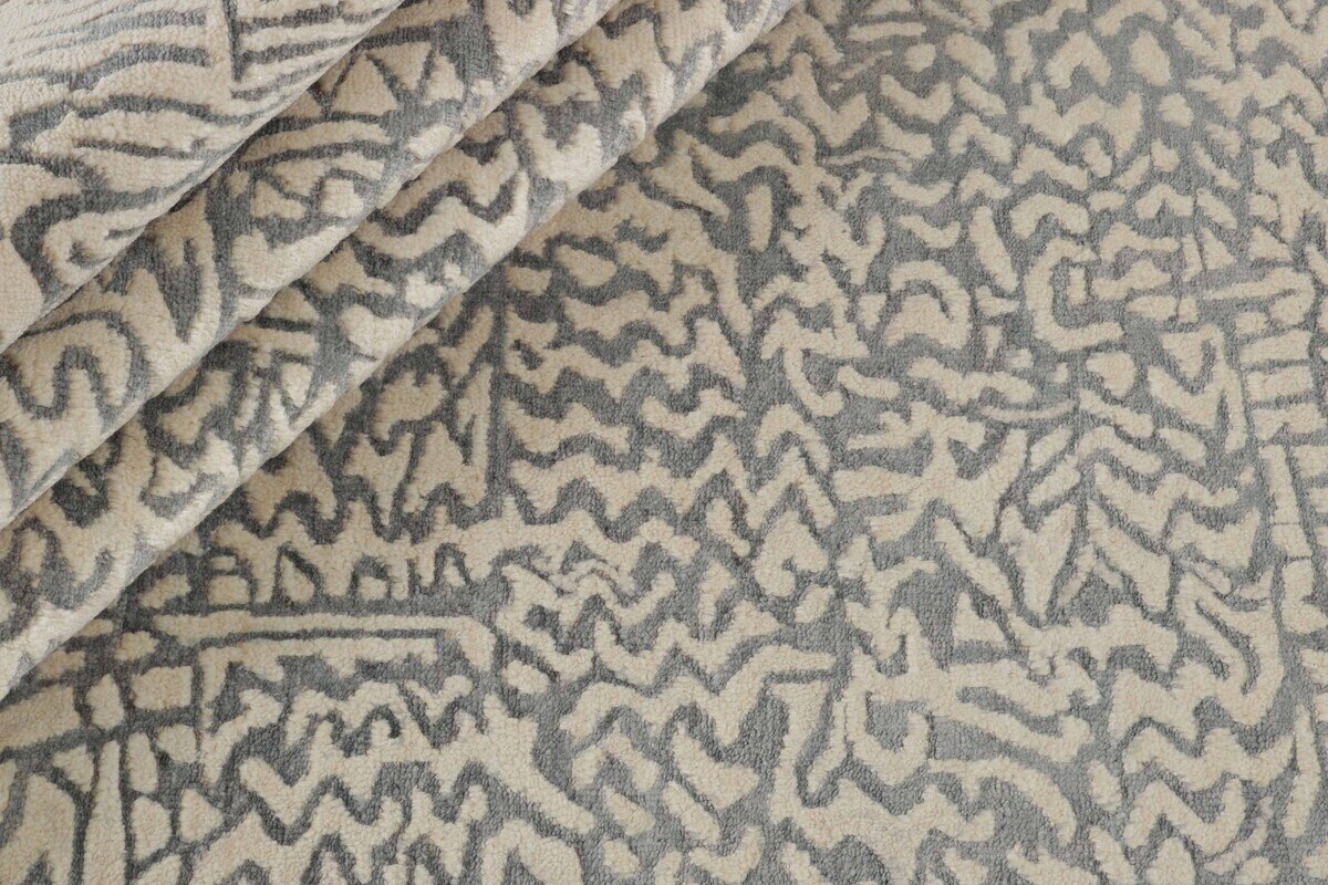Aster Woven Damask Rug