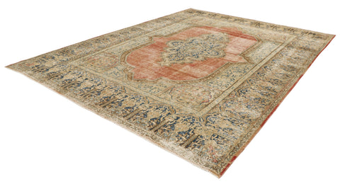 Aurelia Courtyard Kerman Rug