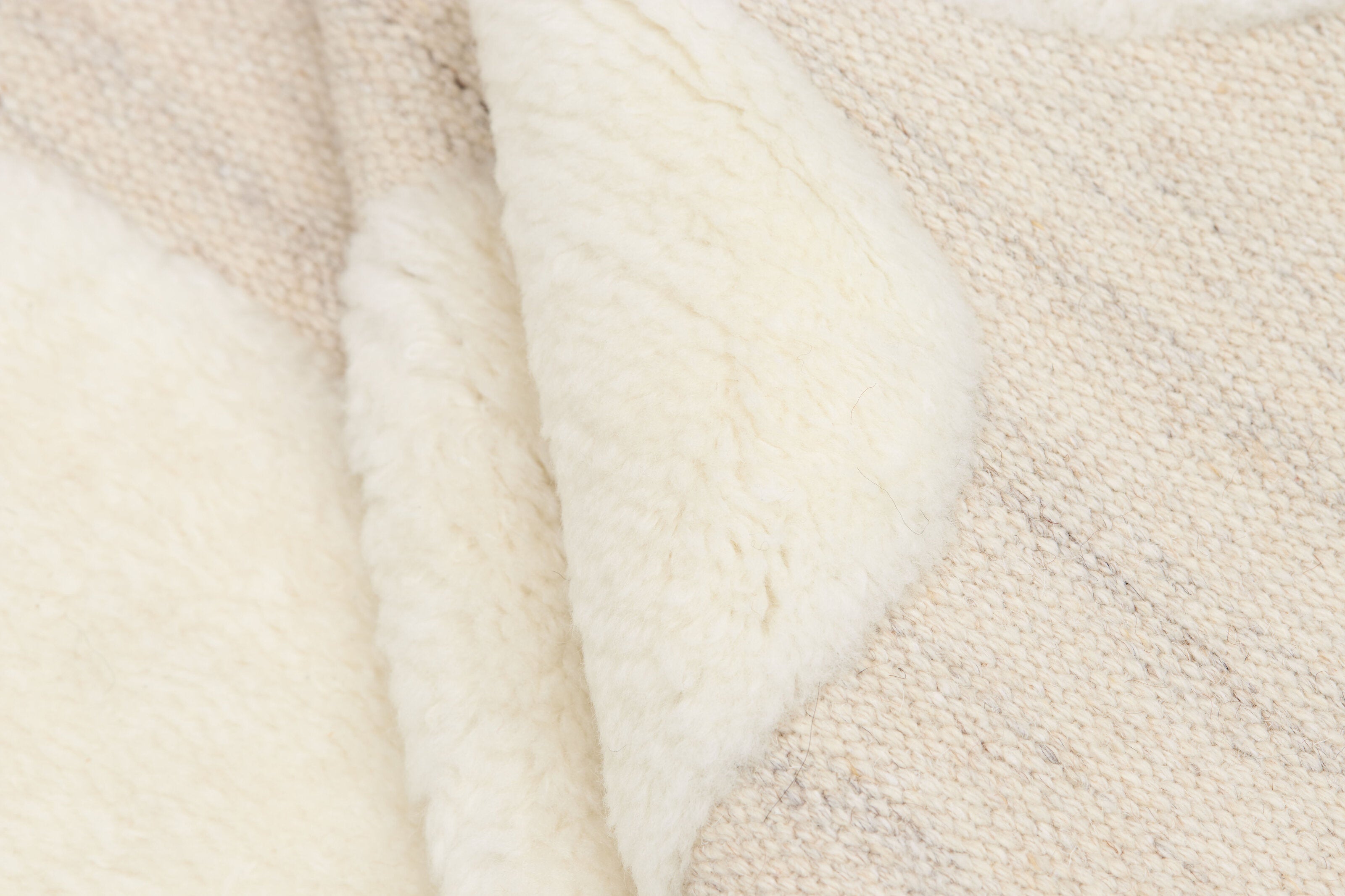Aurelia Harbour Modern Rug