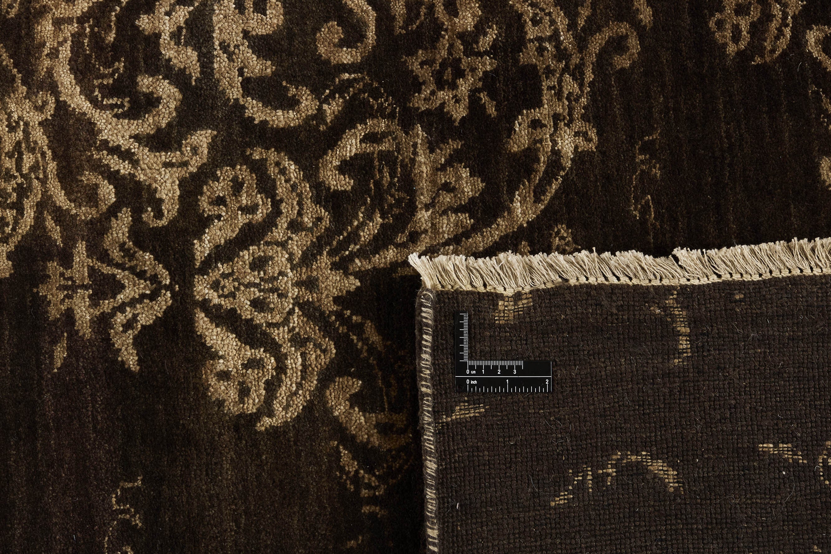 Aurelia Manor Damask Rug