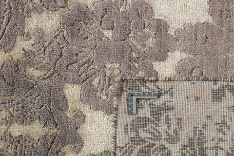 Damask Rug – Brown – 244 × 307 cm