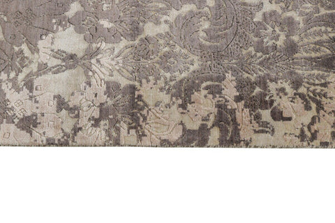 Damask Rug – Brown – 244 × 307 cm