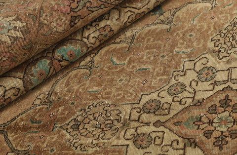 Elara Canvas Vintage Rug